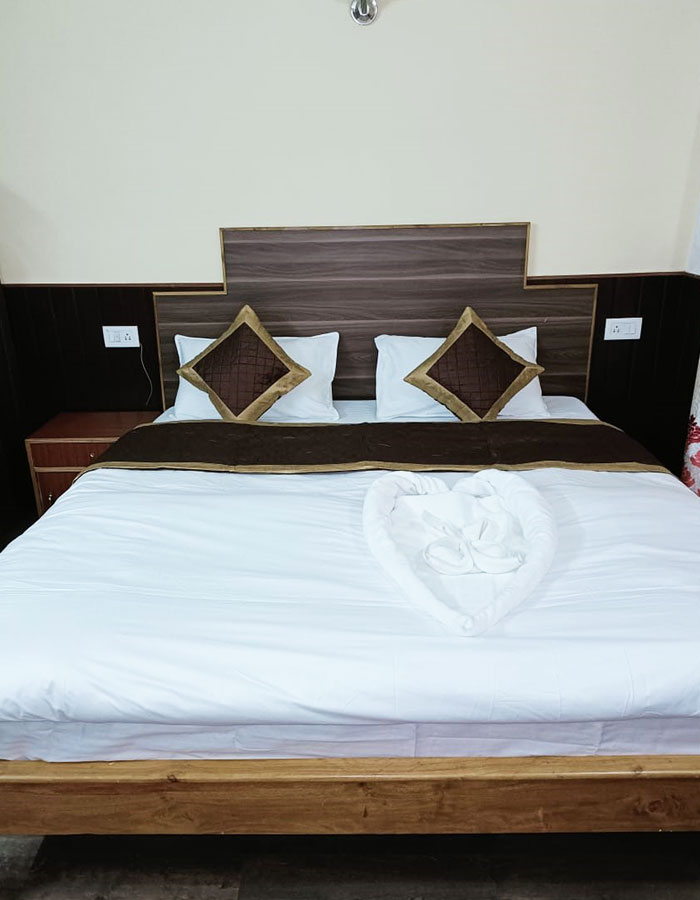 Deluxe Double Bed